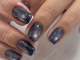 大人っぽくシンプルなお洒落