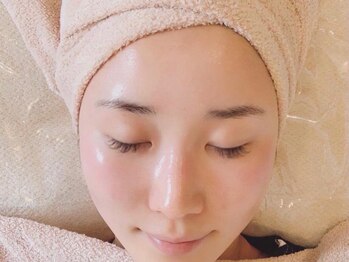 レア 姫路店(le'a)の写真/大人気お顔脱毛♪極上の艶肌へ【艶肌WAX＋毛穴洗浄ハイドラフェイシャル＋ヒト幹細胞導入】当日メイクOK★