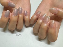 オフィスネイルでもキラキラ