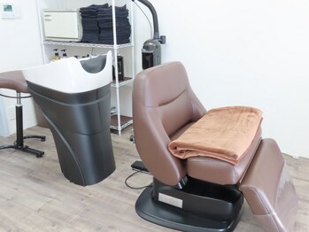 250(ニコマル)の写真/【11月OPEN★】髪も心も癒す美容師免許保持オーナーの本格ウェットスパ。トリートメントと同時施術も可能♪