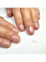 ドットビー(.Bee)/