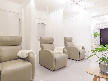 ユヅメ 月島店(YUZUME)の写真/エリアでまだ数少ないネイル&まつ毛同時施術可能店舗です!忙しい毎日でも「キレイ」を怠らない女性を応援♪