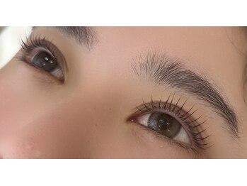 エル エ モア(Elle et moi)/ラッシュリフト