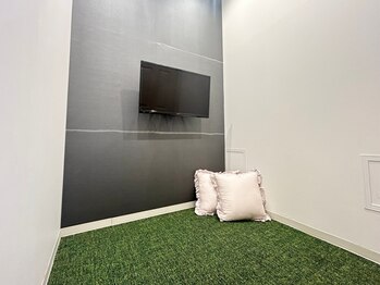 マーズラッシュ(MaaZ lash)の写真/プライベート空間でお子様と一緒に過ごせます♪別室キッズルームもご用意してます◎
