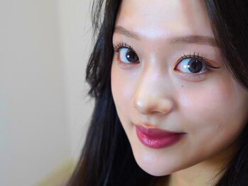 ホワイトアイ(WHITE EYE)の写真/眉毛を美しくえることでナチュラルかつ上品な目元に◎目元のプロがお客様に合わせた似合わせ眉をご提案♪