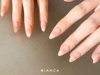 ビアンカ 所沢店(Bianca)の写真/色変更OK◎ステキ女子は指先から♪理想のネイルが見つかる★トレンドMIXしたデザインが人気★