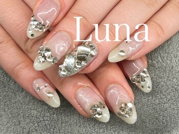 ワンランク上のゴージャスネイル