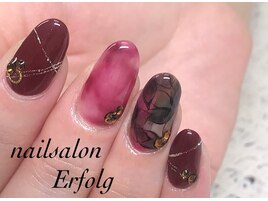 ボルドーネイル/初回8500円/銀座