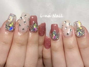 イーナネイル(i-na Nail)/ジュエリーネイル