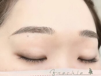 フレックル(freckle)/平行大人可愛い眉