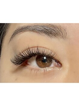 ボリュームのある目元にしたい