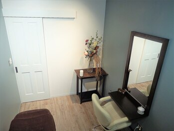 ディシェーレノーテ アイラッシュ(die Schere Note EyeLash)/くつろぎのある空間