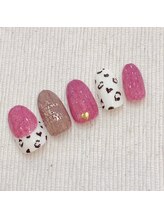 ピンキー(PINKY)/レオパードネイル