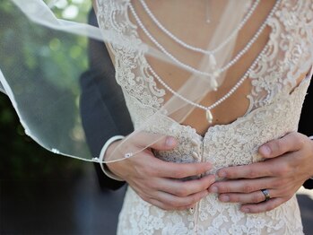 イッツソウ(It's so...)の写真/一生に一度の大切な日の為にブライダルエステ「バストアップ/痩身/姿勢」どこから見ても美しい立ち姿へ★