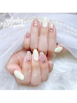 プティポルト(petite porte)/春のモテフラワーキラキラネイル