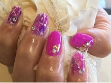 アウリン(AURYN)/ピンクフラワー