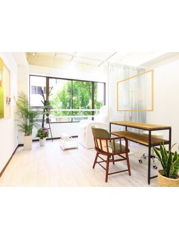 小規模プライベートサロン