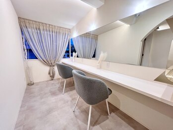 ウィ 高崎(Oui)/落ち着きの待合