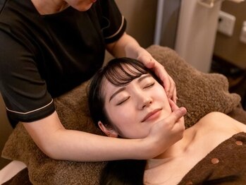 ヘッドミント 福井店の写真/リフトアップ小顔コルギ50分¥4000☆本場の本格コルギで小顔美人へ◎