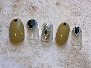 シープラスエー(C+A)/モノトーンビジューネイル