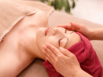 プレシャス(precious)の写真/【10時～18時完全貸切】大手サロンの極上手技をプライベート空間でご提供◎毛穴・たるみケアならpreciousへ