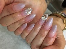 リッチネイル(Rich Nail)/ビジューグラデーション