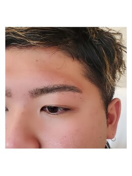 ル リール カマクラ(le rire kamakura)/男性も眉を整える時代です。