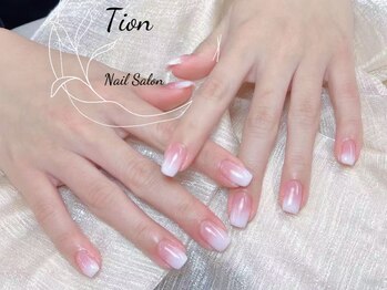 オンブレフレンチ・冬ネイル