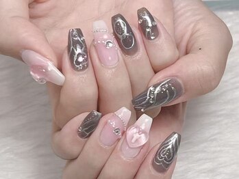 ミナミ(MINAMI)/個性的ネイル