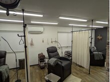 男女問わず入りやすいカジュアル雰囲気とプライベート空間☆