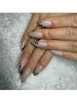 エーナイン イオンモール三川店/ヒョウ柄ネイル