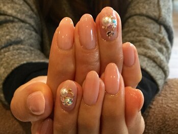 アウリン(AURYN)/シンプルビジュー