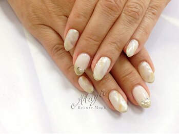 ネイルサロン ビューティーマジック 川口店/上品タイダイネイル