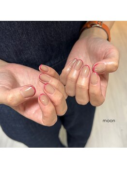 ムーン(moon)/シンプルネイル