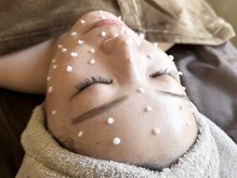 エルア 三軒茶屋('elua)の雰囲気(30万本のスピキュールで毛穴レス卵肌へ♪ニキビ/美肌/毛穴/美白)