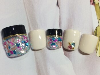 ネイルサロン リリオ(Nail Salon Ririo)/ラメシェルバイカラーフット