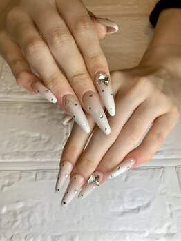 エスフィーネイルサロン ブリーユ(Esfy nailsalon Brille)/