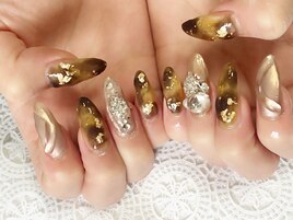 べっ甲ニアンスネイル