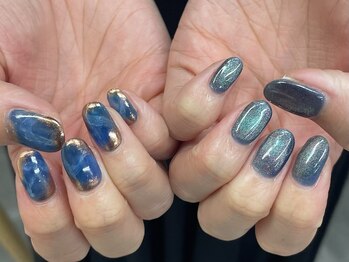 イビズ 新宿店(eviz)/ちぐはぐネイル