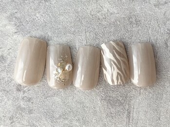 エムドットネイル 池袋(m.nail)/シアーベージュ×アニマル