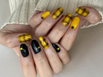 ティンク(Tink)/春ネイル チェックネイル パラ