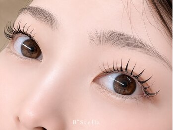 ビーステラ 東急百貨店たまプラーザ店(B-STELLA)の写真/柔らかく軽い付け心地が魅力!【フラットラッシュ100本￥6280~】ナチュラルだけど印象的なキュートeyeに♪