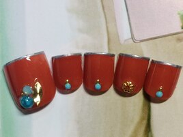 テラコッタカラー夏フットネイル