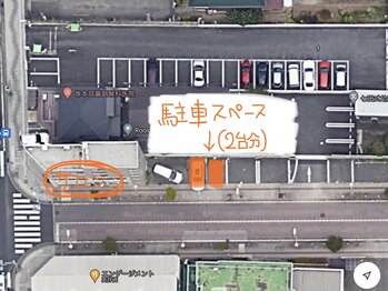 ホワイトアイ 小山(WHITE EYE)/サロンの駐車場