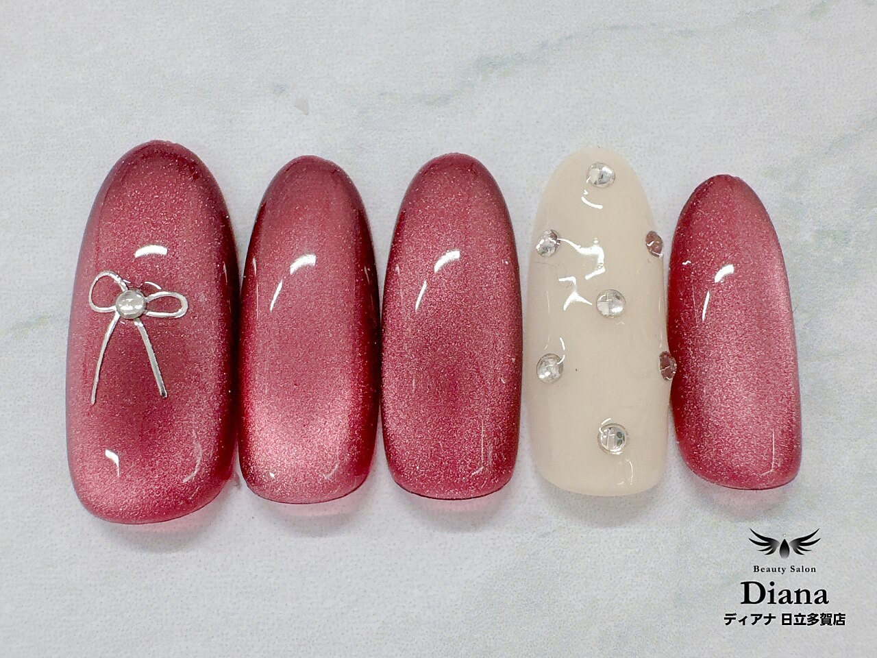 2026年冬トレンド】レッド ワンカラーのネイルデザイン集｜人気順｜19