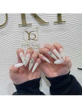 ユリナリタ(YuRi Narita)/