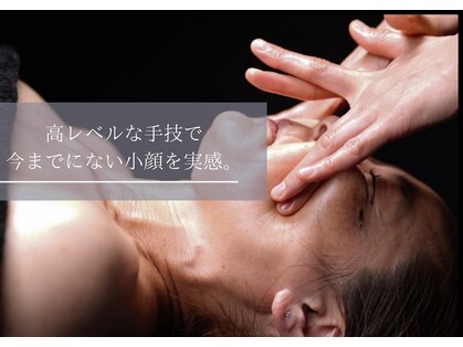 モミン(MOMI.N)の写真