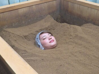 酵素浴5 ささしまライブ店/全身埋まります