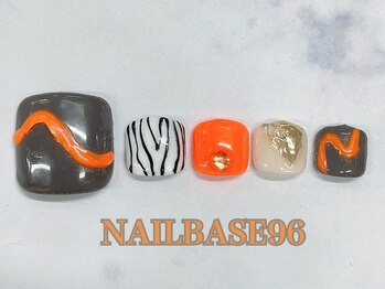 個性派ゼブラネイル