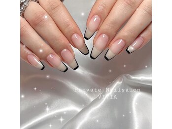 ヴィヴィア(VIVIA)/スキニーフレンチネイル♪